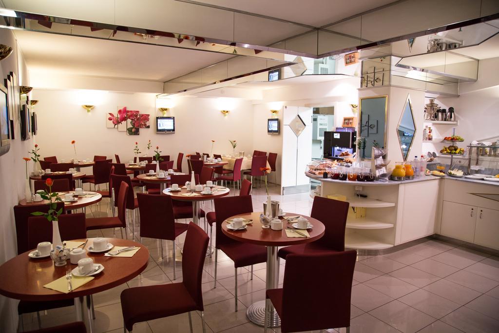 Leomar Hotel Ulm Exterior photo